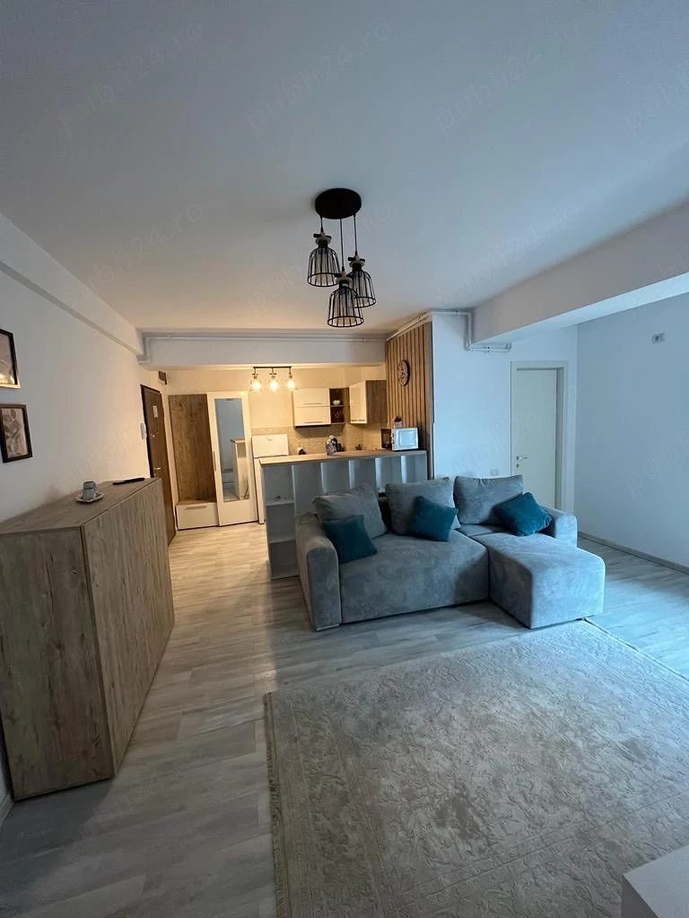 inchiriez apartament zona iaki si pentru persoane discrete