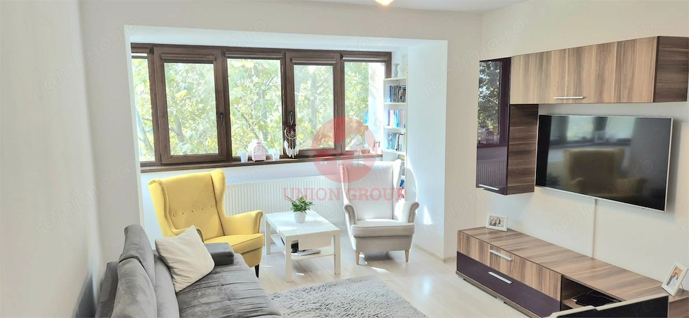 Apartament 2 Camere, Decomandat, Zona Centrala