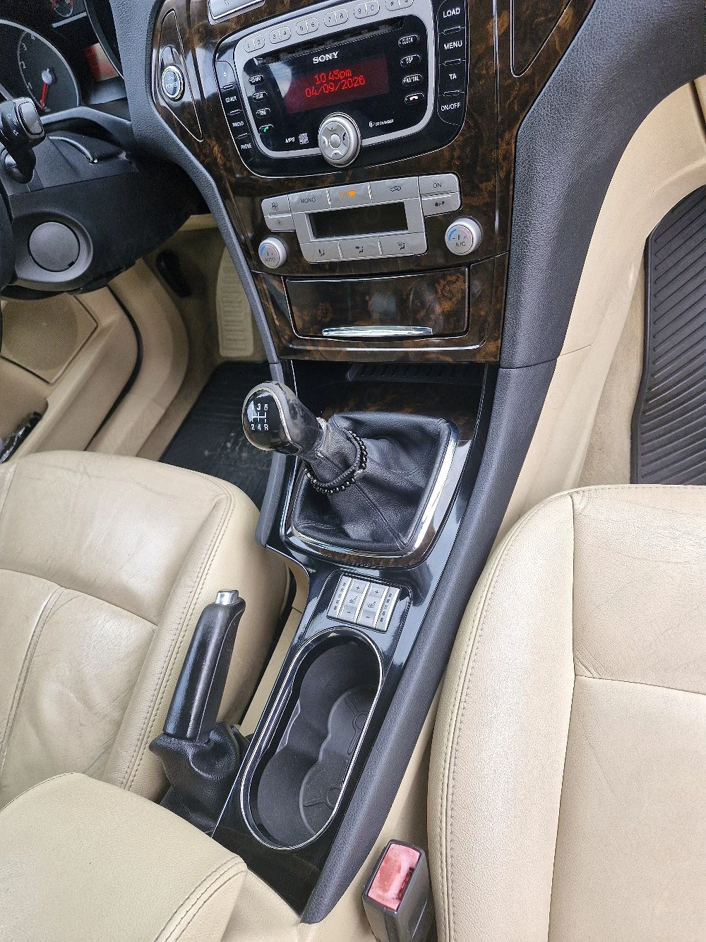 ford mondeo 2008ghia 