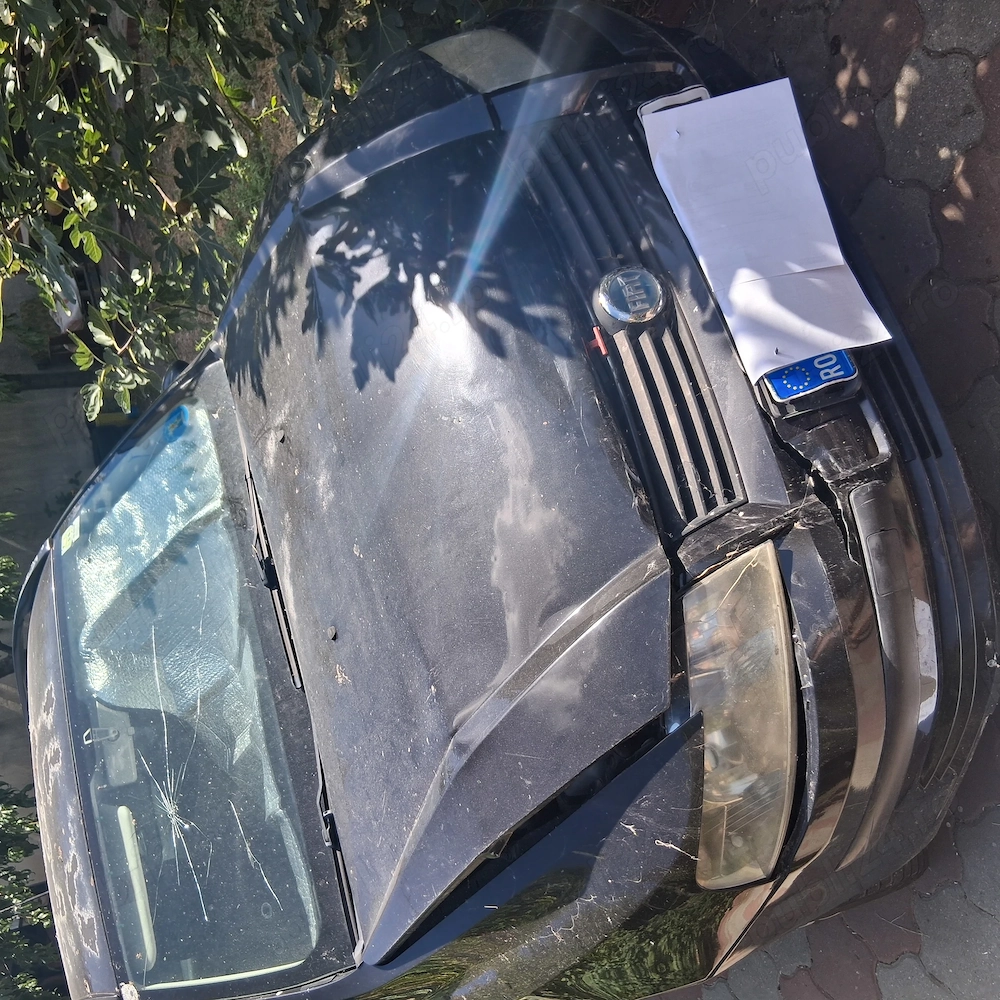 Vând Fiat stilo 2004,1.9jtd 115cp pentru piese