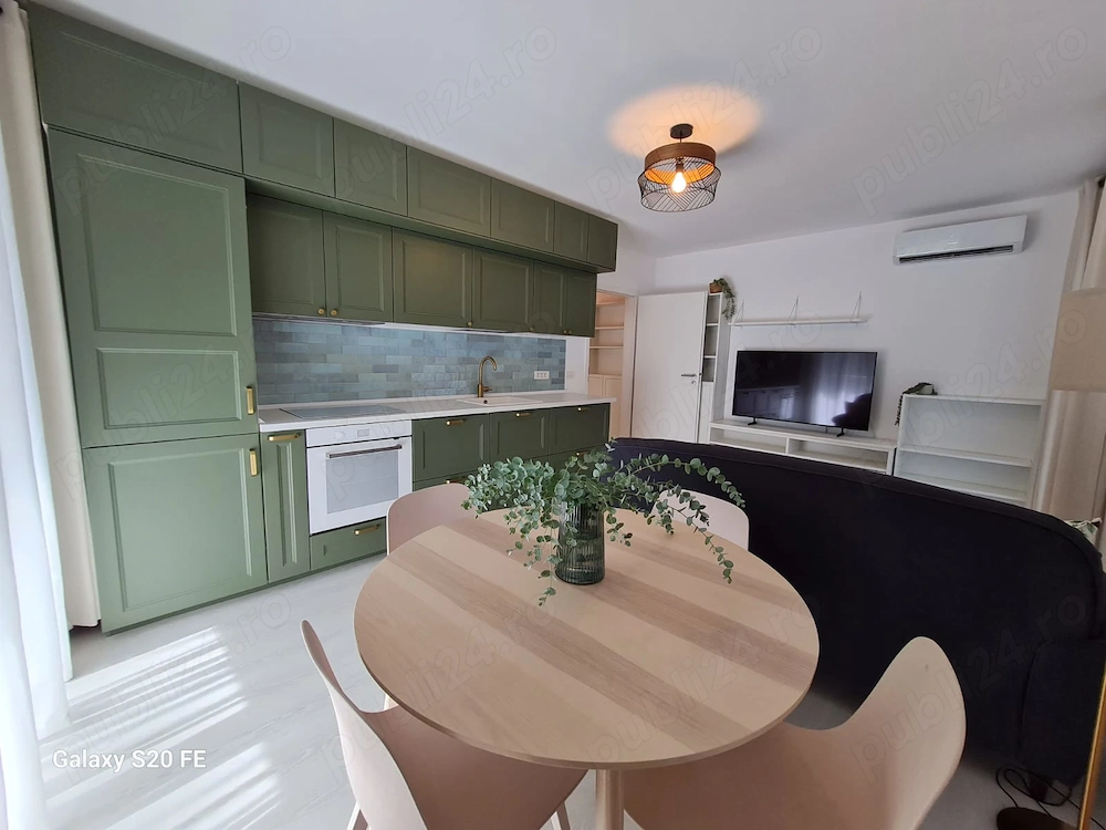Apartament 3 camere cu curte Sud Plaza