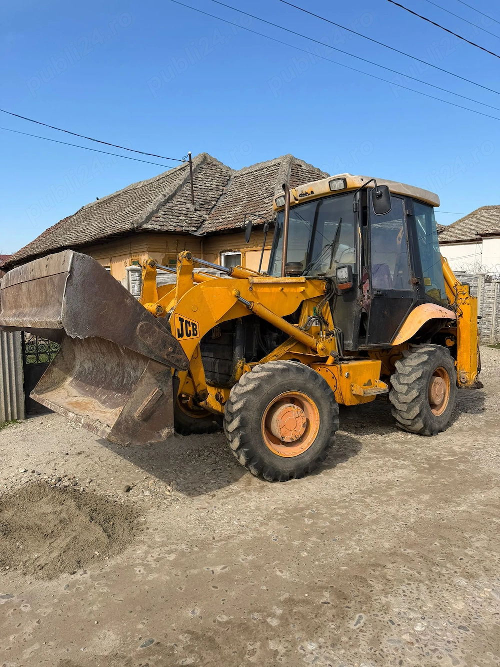 Buldoexcavator JCB 2Cx an 2001