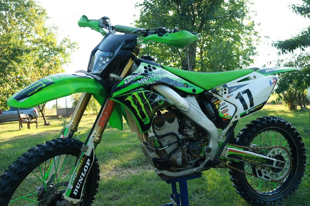 Kxf 250   Honda CRF 125