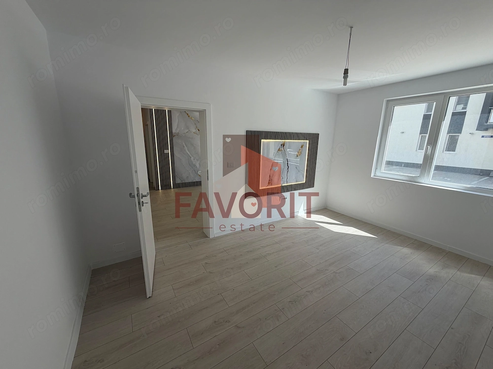 Bloc Nou. Disponibil imediat. Bucatarie inchisa. Parcare in CF.
