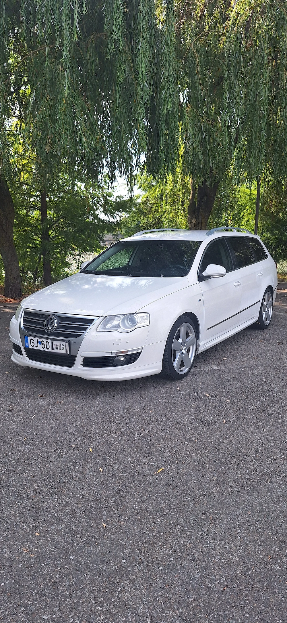 Volkswagen Passat B6 R-LINE 2.0 TDI 4Motion Automată (2010)