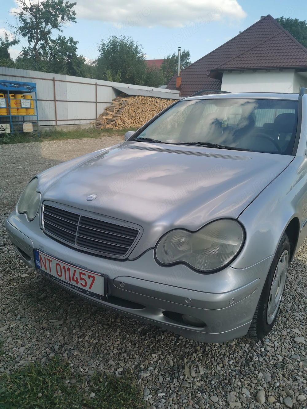 Mercedes-Benz C180 Kompressor W2  Benzină 
