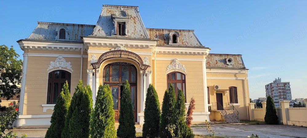 Clinica ultracentrala-cautam medici colaboratori