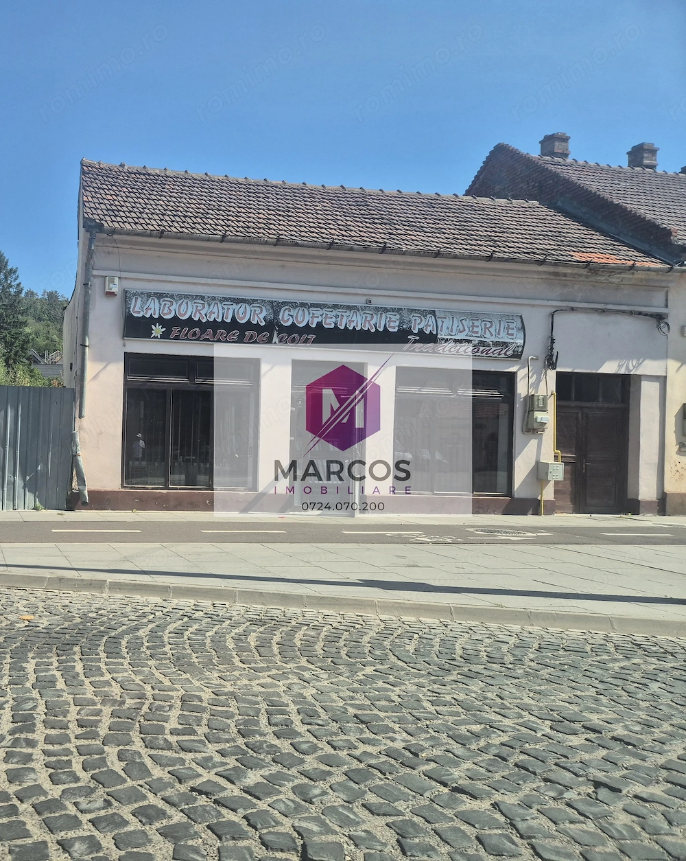 Vand afacere, utilaje si cladire