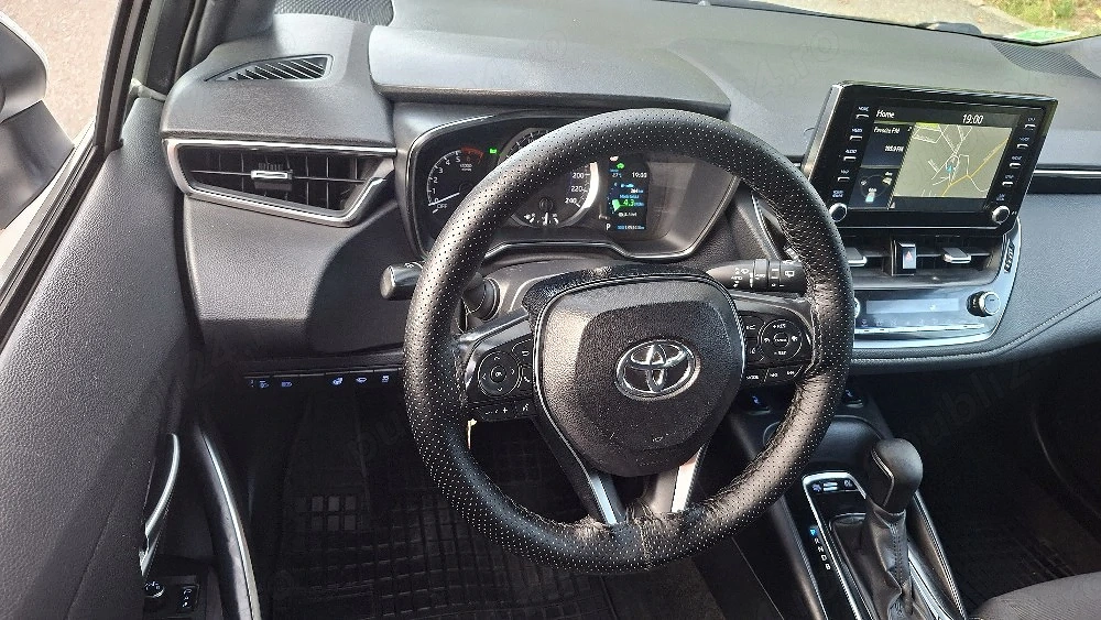 Toyota Corolla TS echipare Dynamic