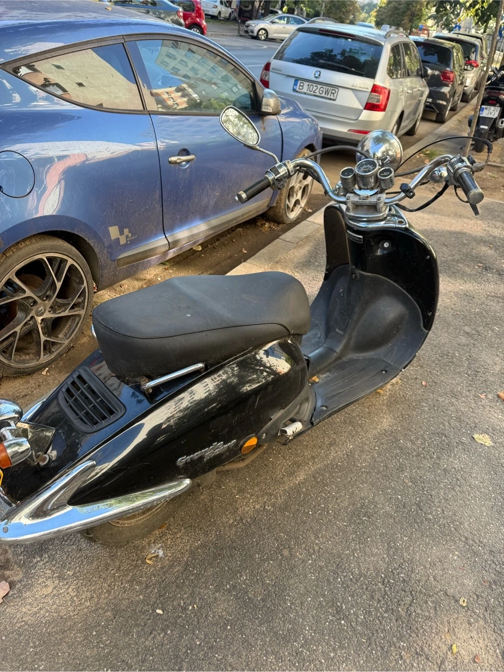 vanzare scuter grande retro