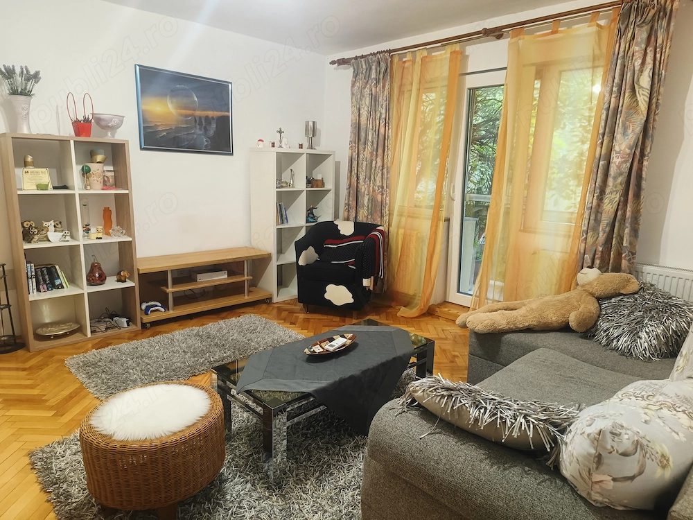 Apartament de inchiriat 