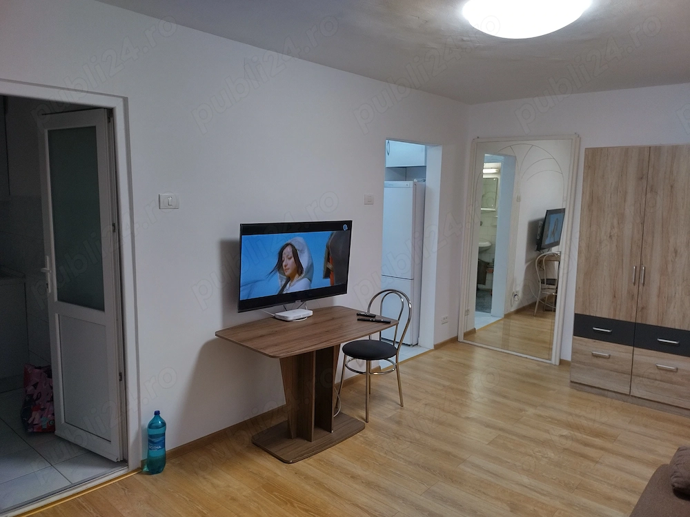 Proprietar inchiriez Apartament zona Bucovina langa parc 15min de Iulius Mall pe jos, Clima