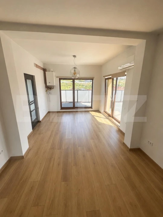 Penthouse cu terasă de 40 mp și parcare inclusă, zona Câmpului
