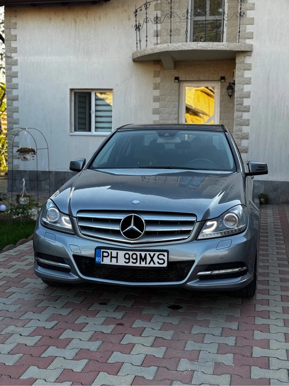 Mercedes C200