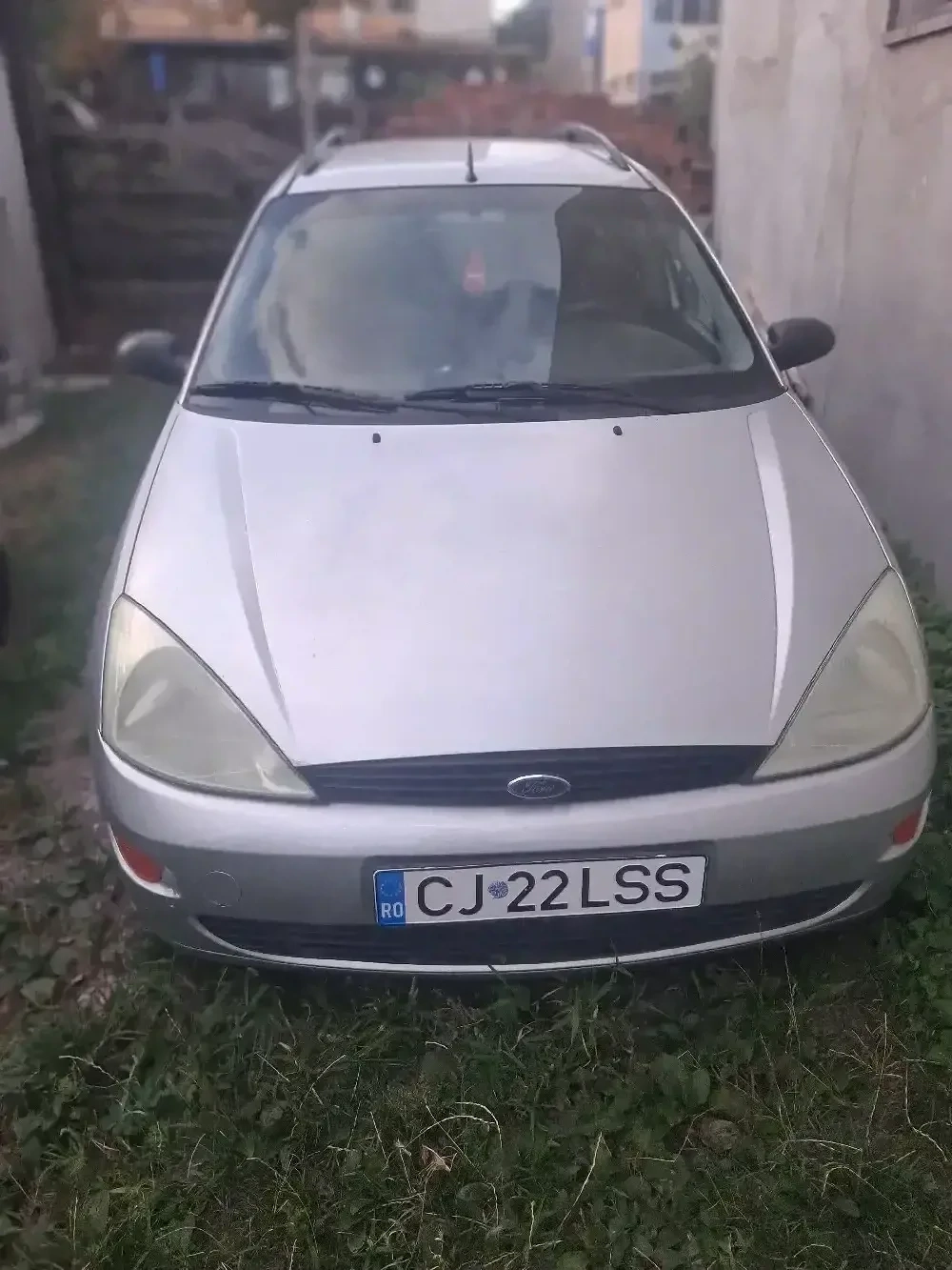 Vand Ford Focus 1.8 benzina
