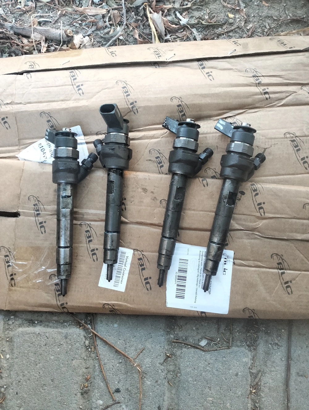 Set 4 Injectoare BMW F30 F31 318d N47 143CP Bosch 0445116289 Originale 7798446
