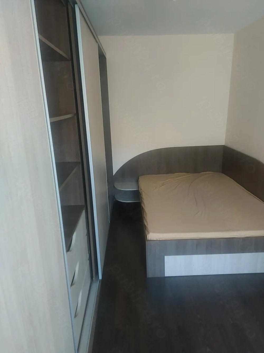 Apartament 2 camere semidecomandat 