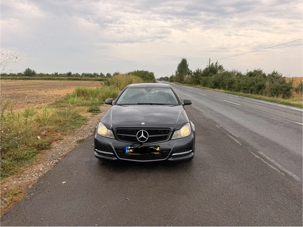 Vand sau schimb Mercedes C Coupe