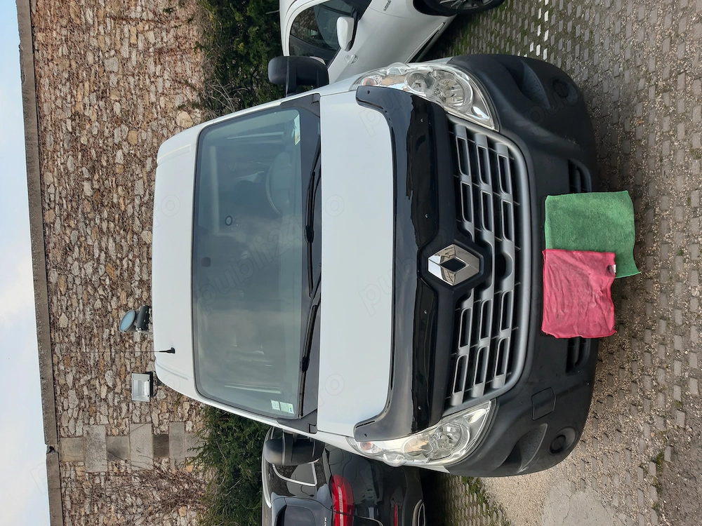 Vînd Renault Master 2018