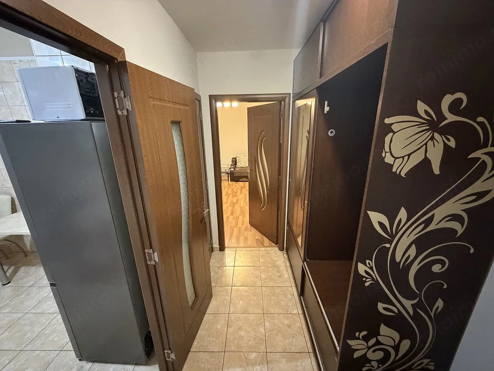 3 camere | Renovat | Parcare | Berceni | P-ta Covasna | Bloc 4 etaje reabilitat