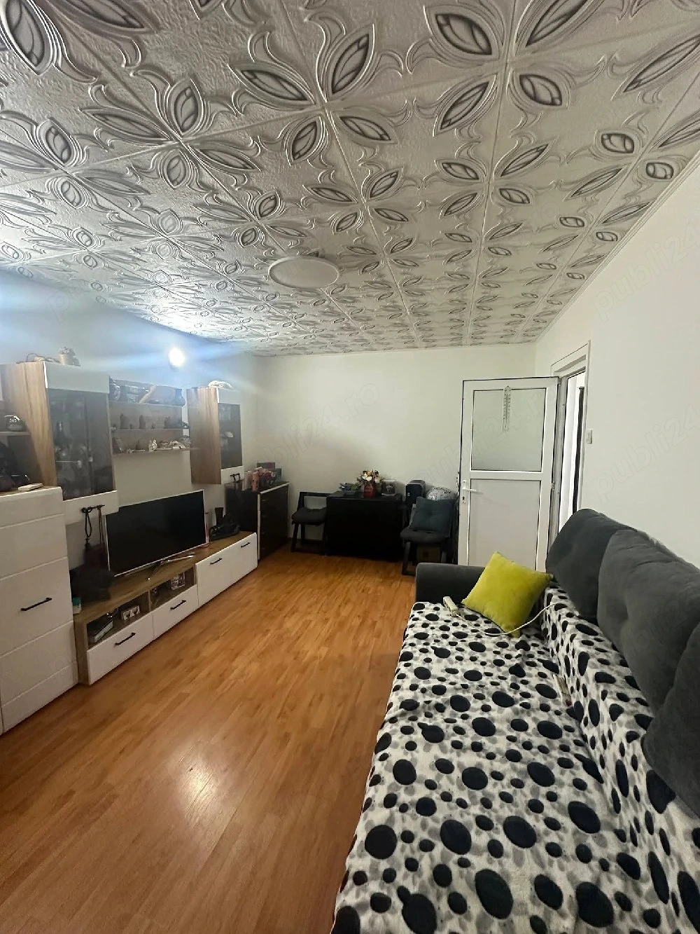 Vând apartament