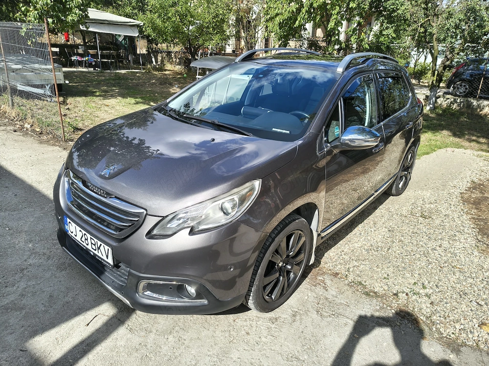 Peugeot 2008 din 2013, benzina 1.6 aspirat