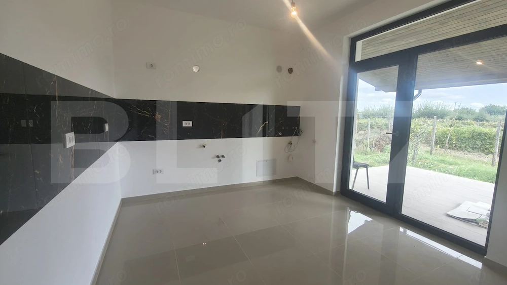 Casa individuală 100m² 385 m² teren zona Dancu