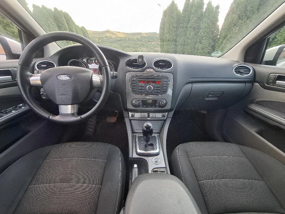 Ford Focus MK2.5 1.6 Benzina AUTOMAT