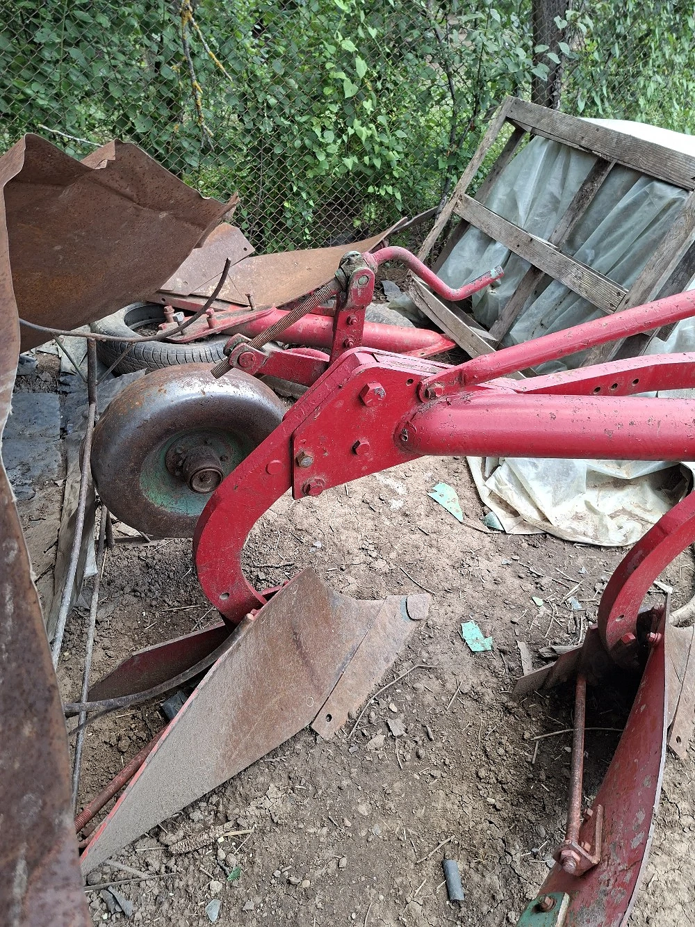 vand plug pentru  tractor