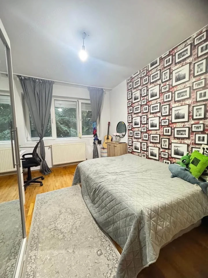 Vând apartament 3 camere, etaj 2, confort 1, Apusului, sector 6, București.