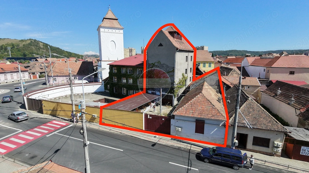 Cladire in zona centrală Mediaș - 363 mp construiți , curte 325mp