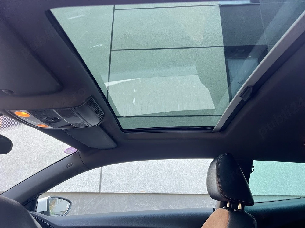 Se vinde autoturismul Volkswagen Scirocco,Anul 2010,Cutie automata DSG benzina
