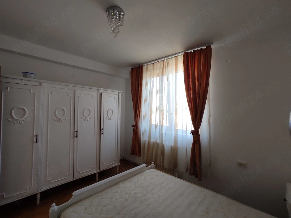 Apartament 2 camere decomandat, Complex studentesc