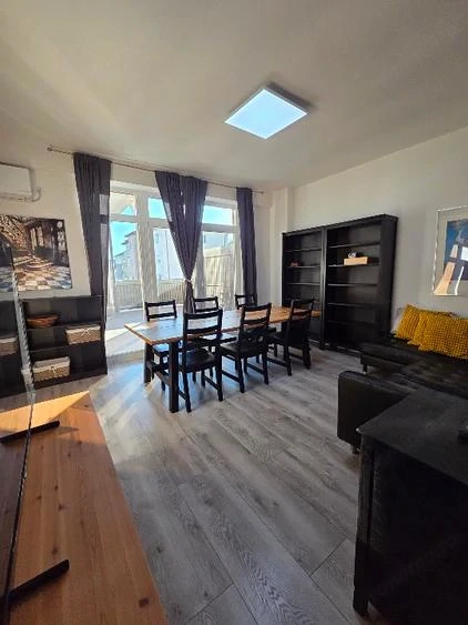 Apartament 3 camere de închiriat cu loc de parcare   Calea Urseni