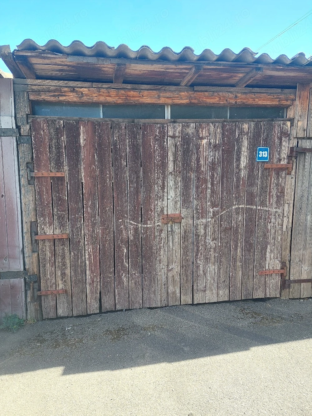 Garaj de vânzare