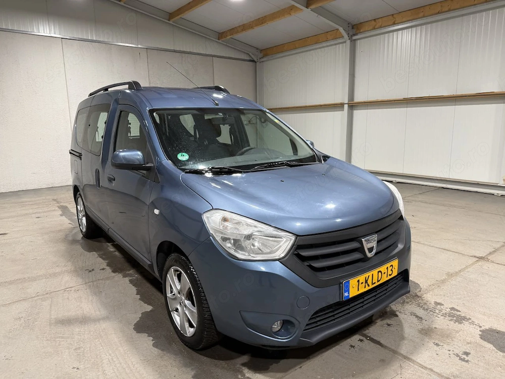 DOKKER  1.2TCE  AC Navi Laureate