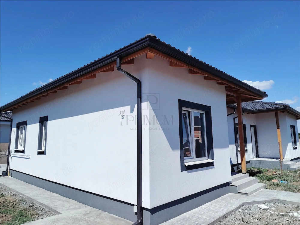 Duplex pe plan - teren generos - zona linistita