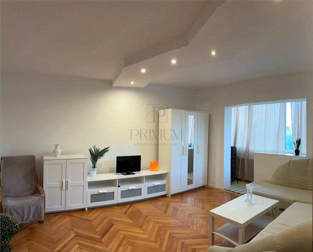 Apartament 3 camere | Bucovina | Decomandat | 2 Balcoane | 2 Bai | 400 €