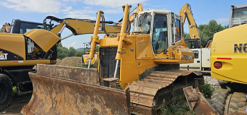 Buldozer PR 724