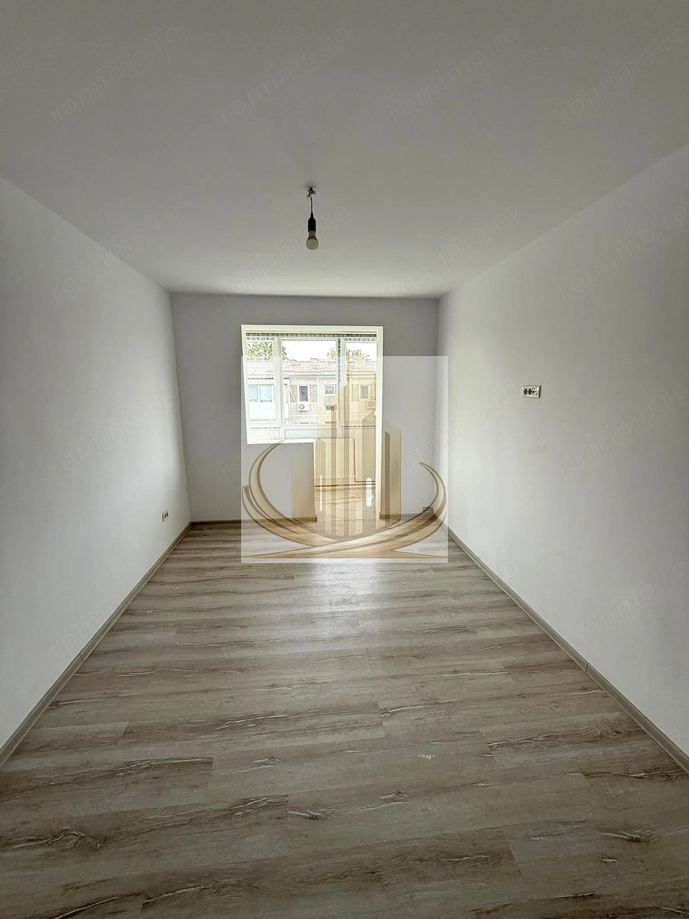 Apartament modern 3 camere, 2 băi, balcon și boxă – Zona Șagului