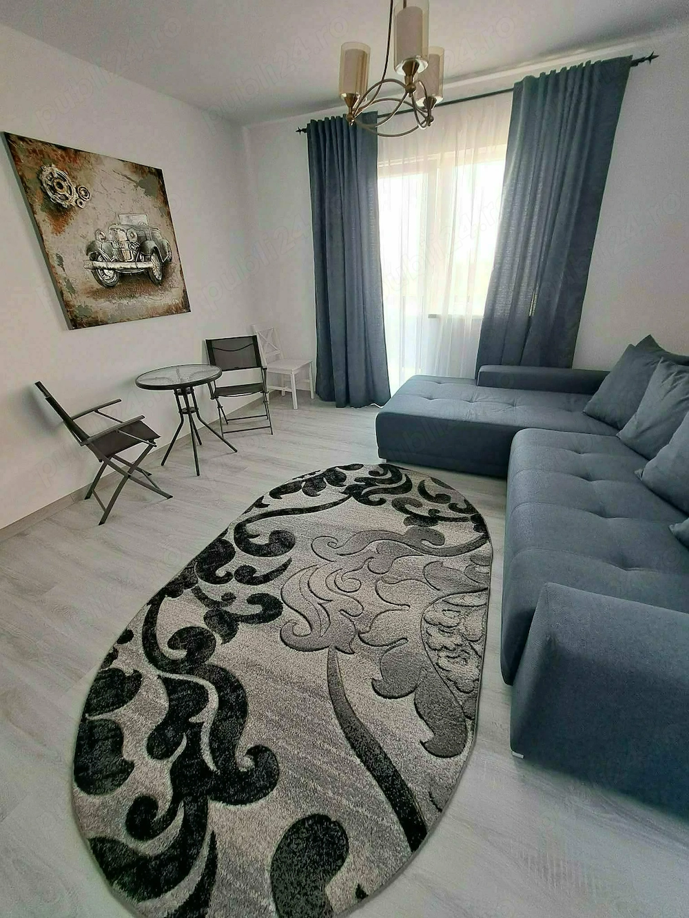 Inchiriez apartament 2 c in Sanpetru cu parcare