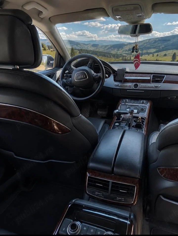 vand audi a8 