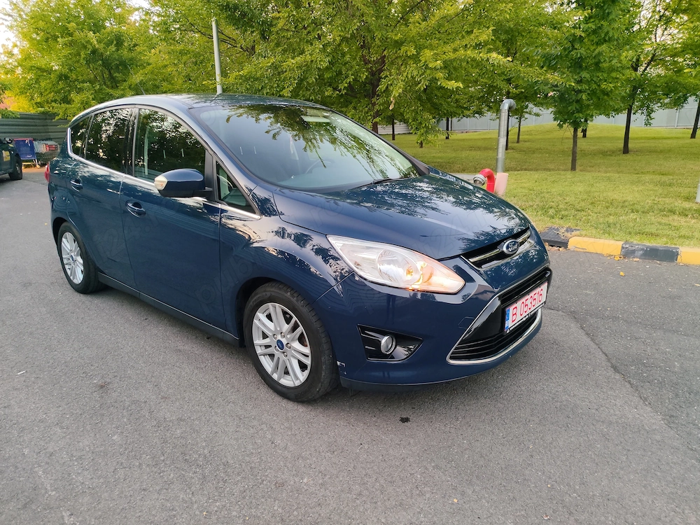 Ford C-Max Titanium 1.0 EcoBoost foarte dotat - an 2014 - inmatriculat permanent