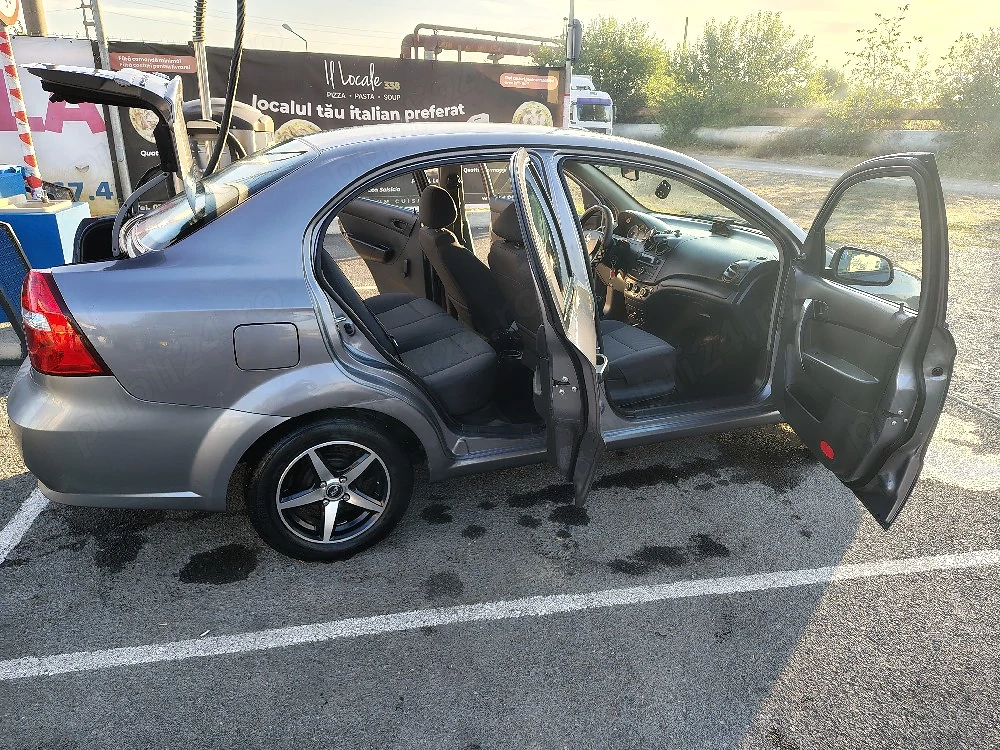 Vând Chevrolet Aveo 2008
