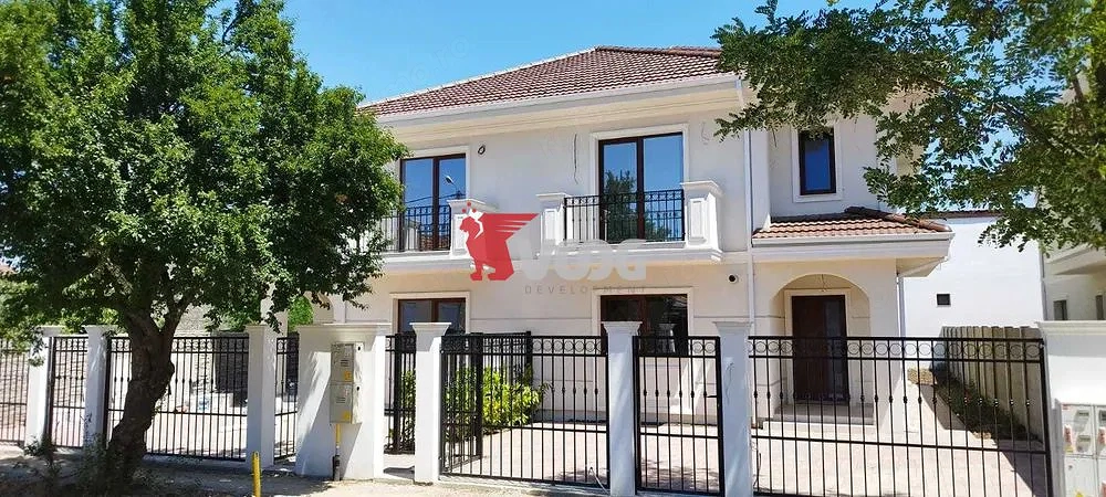 Duplex deosebit de vanzare-Freidorf-repozitionare pret
