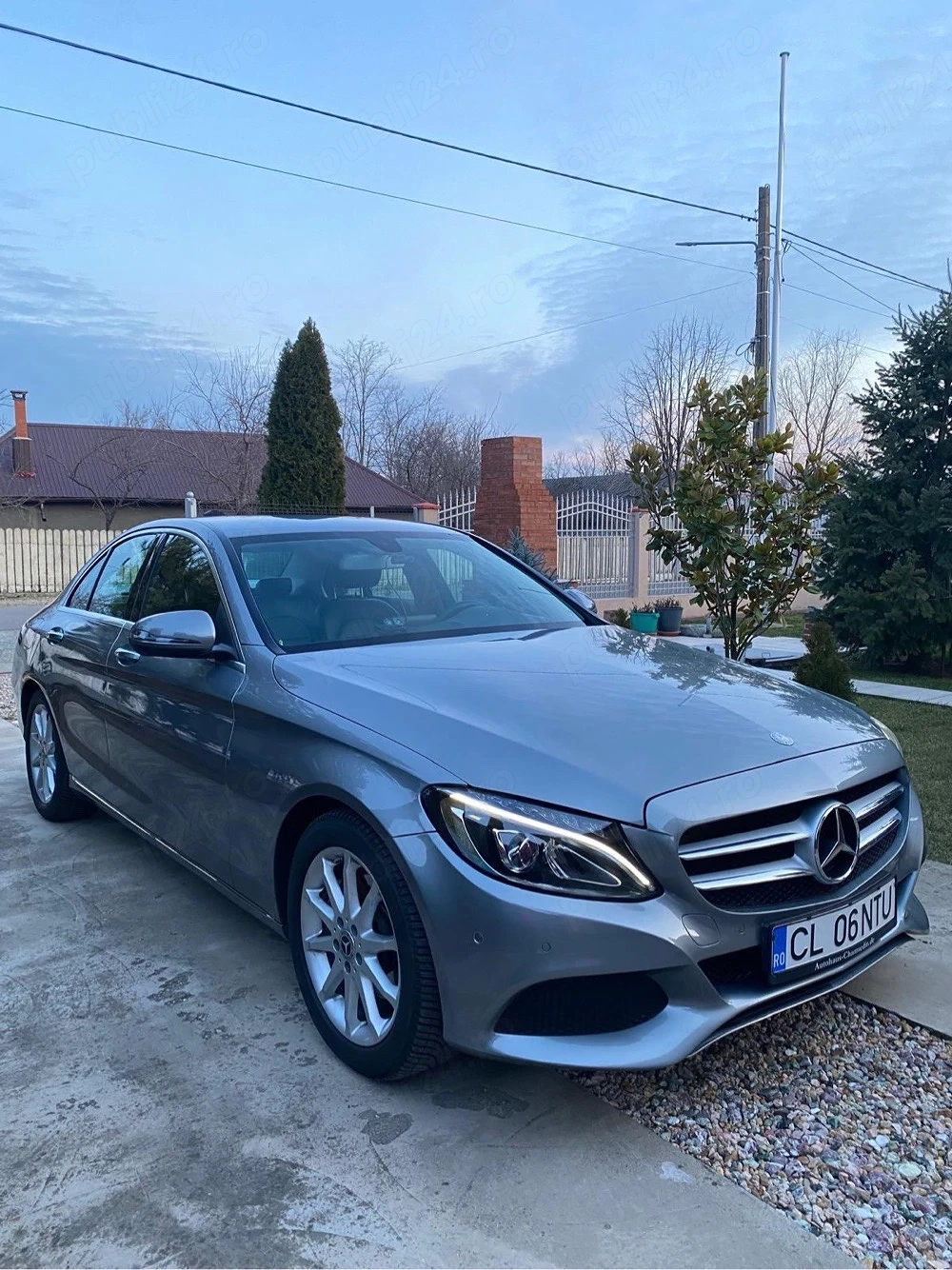 Mercedes-Benz C 200, Benzină, Automată, fabricat în 2016