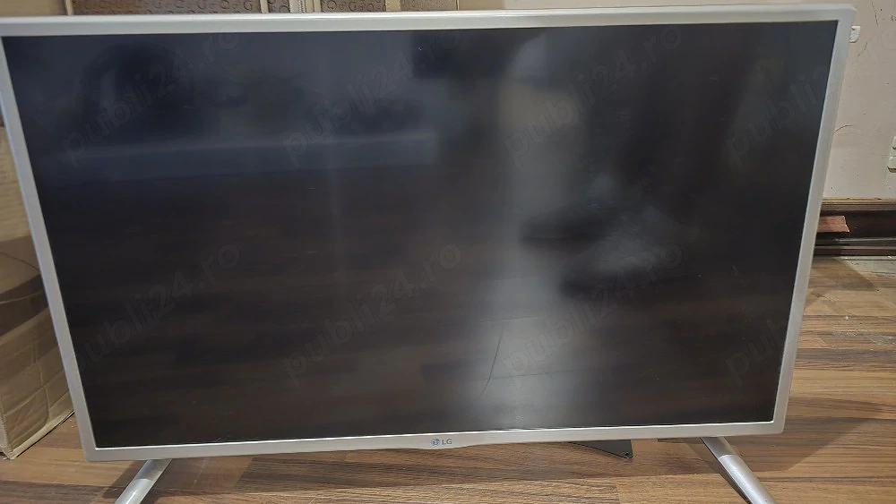 Vand TV LG 81 cm full HD defect