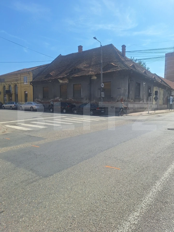Casă ultracentrală – oportunitate rară de investiție cu potențial multiplu