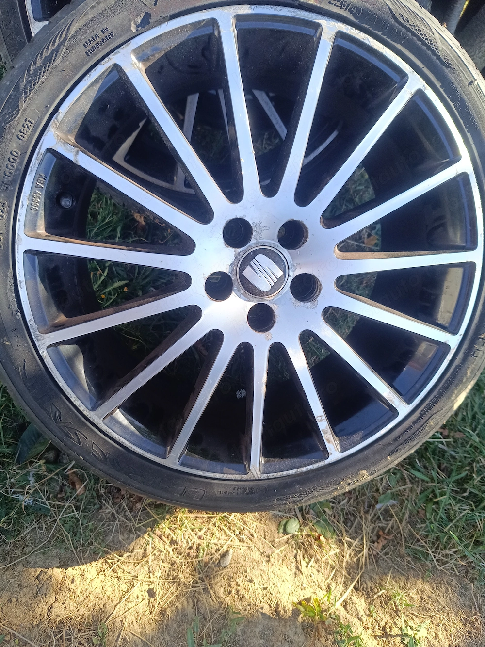 Set 4 jante aliaj originale Seat R18, 8Jx18 ET35, 5x100, cu anvelope 225/40 R18.