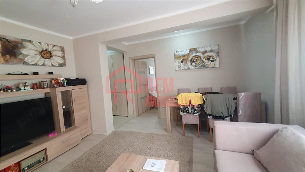 Vanzare apartament 2 camere, mobilat pe comanda, etaj 1 din 3, Dobroesti, Str Ciresului